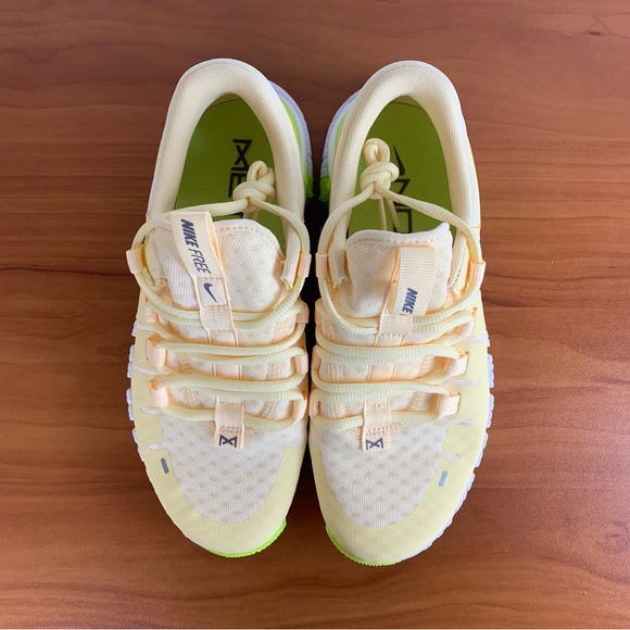 Nike Free Metcon 5 Training Shoes - Picture 4 of 16